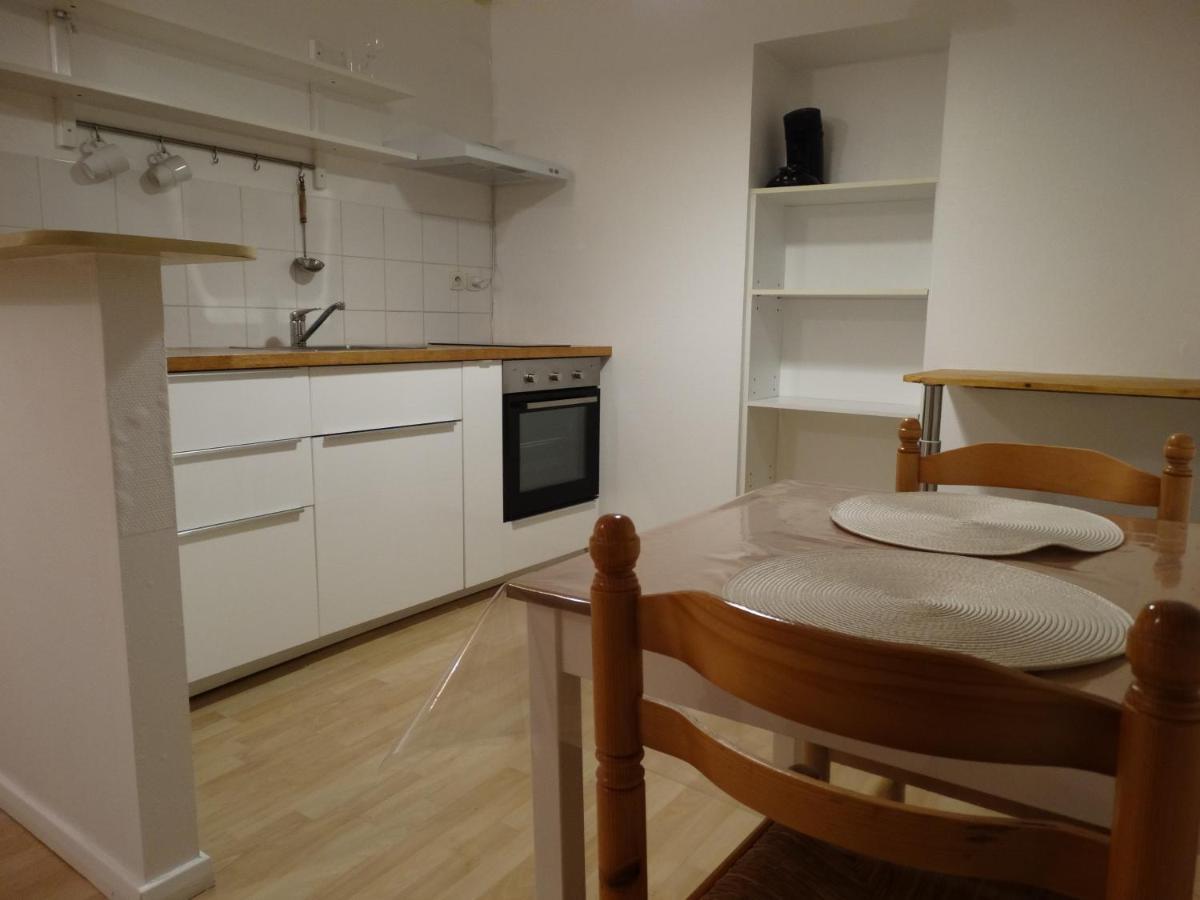 Ferienwohnung Appart Cosy Plein Centre Saint-Pol-de-Léon Exterior foto